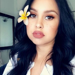 Meet your Posher, Viviana